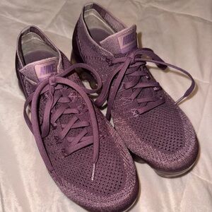 Nike VAPOR MAX US SIZE 8